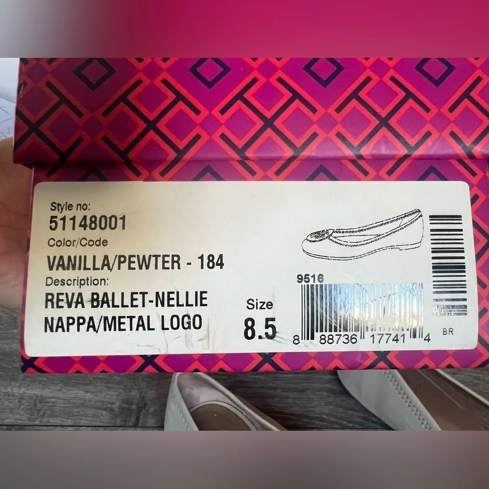 Tory Burch Reva Ballet Flat Nellie Nappa Metal Logo in Vanilla & Pewter Size 8.5